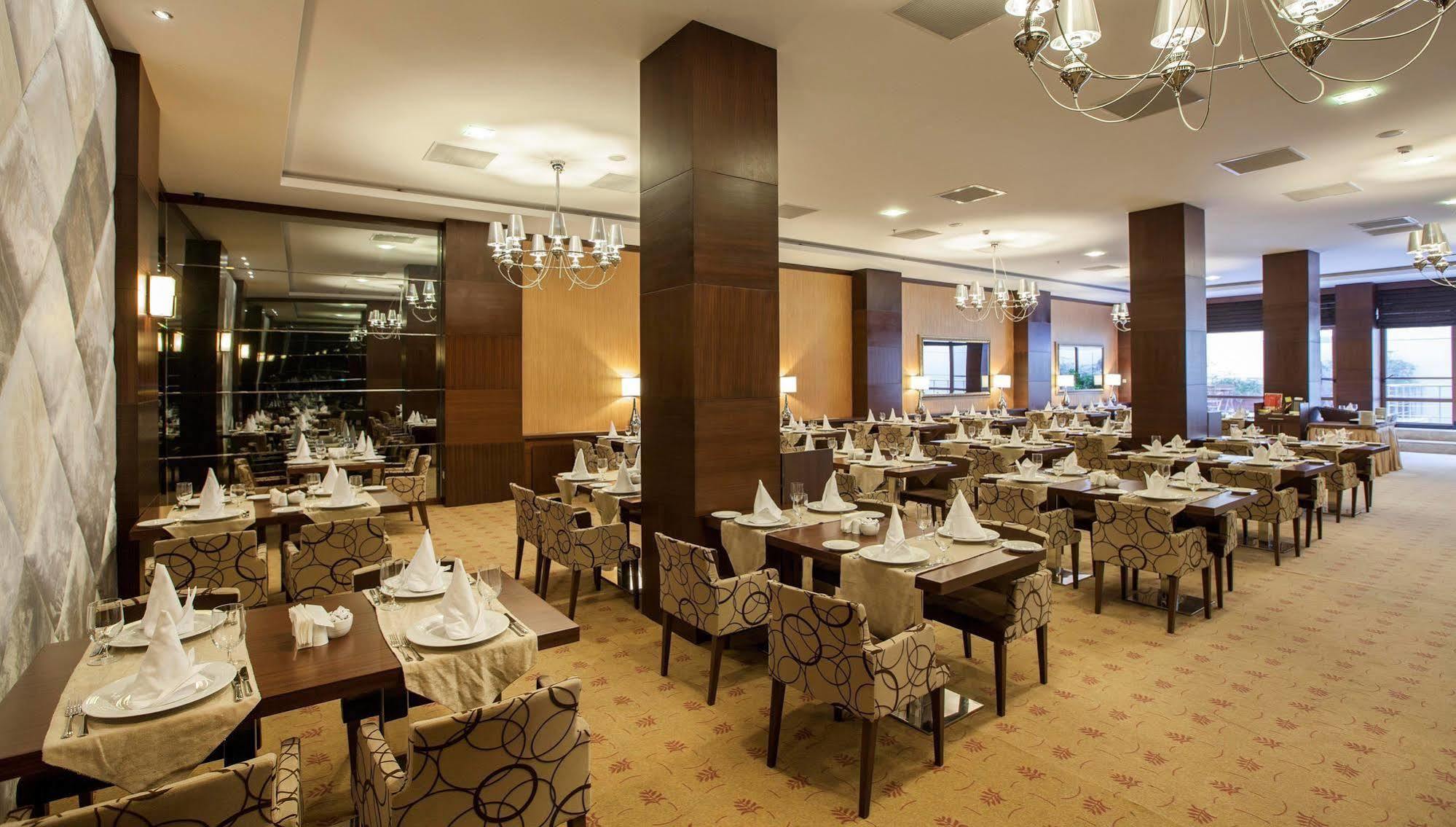 Safir Hotel Gaziantep Exterior foto